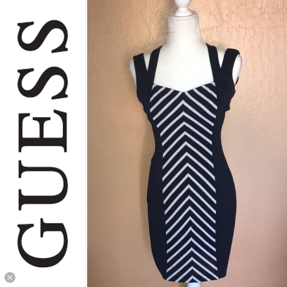 ⭐️✨3 for$20 ✨⭐️Guess dress size 2